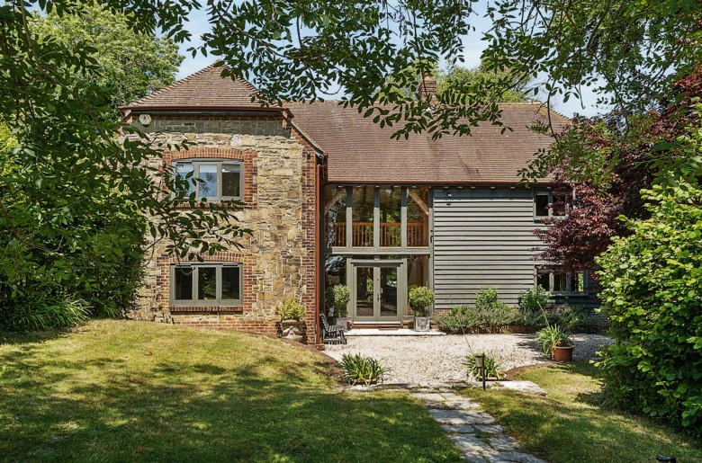 Click the photo for more details of Houghton, Arundel, BN18