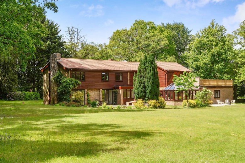 Click the photo for more details of Heath End, Petworth, GU28