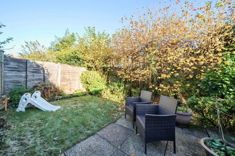 Click the photo for more details of Lion Lane, Haslemere, GU27