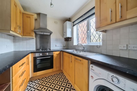 Click the photo for more details of Mill Close, Haslemere, GU27