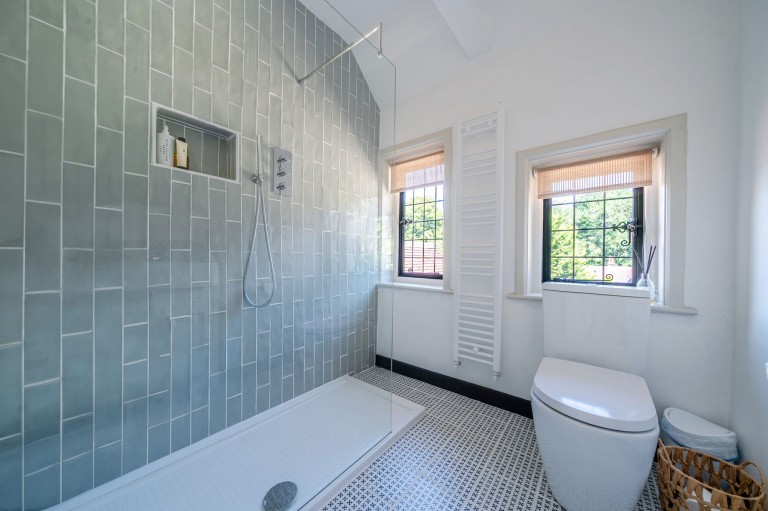 Images for Courts Mount Road, Haslemere, GU27