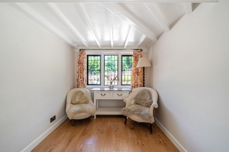 Images for Courts Mount Road, Haslemere, GU27