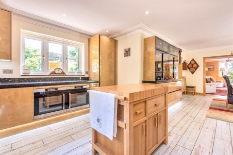 Click the photo for more details of Gay Street, Pulborough, RH20