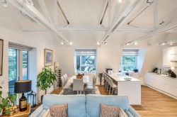 Images for College Street, Petersfield, GU31