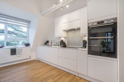 Images for College Street, Petersfield, GU31