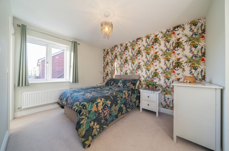 Images for Stroudfields, Petersfield, GU32