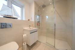 Images for Stroudfields, Petersfield, GU32