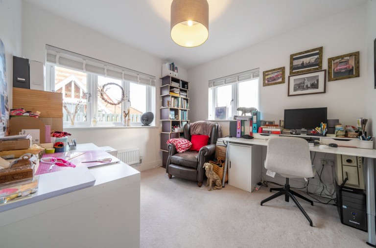 Images for Stroudfields, Petersfield, GU32