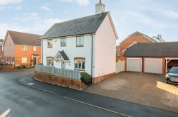 Images for Stroudfields, Petersfield, GU32