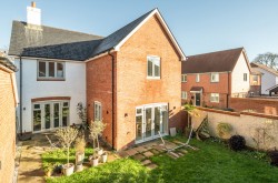 Images for Stroudfields, Petersfield, GU32