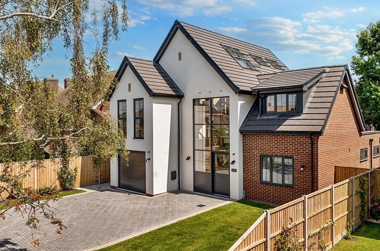 Click the photo for more details of Elms Ride, West Wittering, PO20