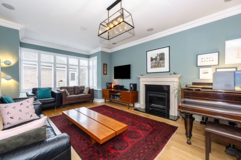 Click the photo for more details of River Walk, Horsham, RH12