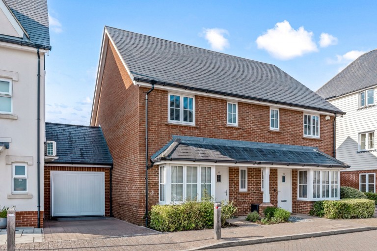 Images for Longhurst Avenue, Horsham, RH12