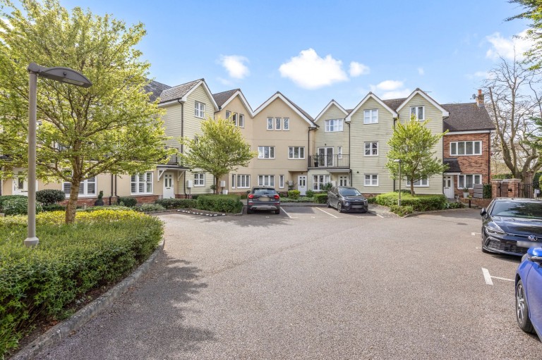 Images for Springfield Park Road, Horsham, RH12