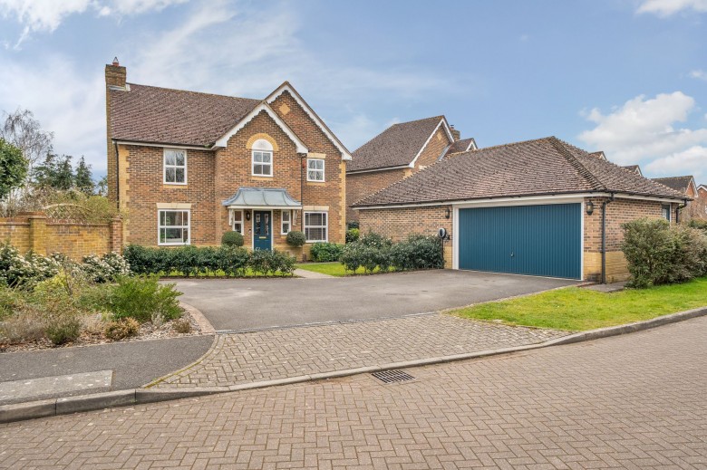 Click the photo for more details of New Barn, Kirdford, RH14