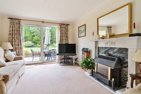 Click the photo for more details of Broomfield Drive, Billingshurst, RH14