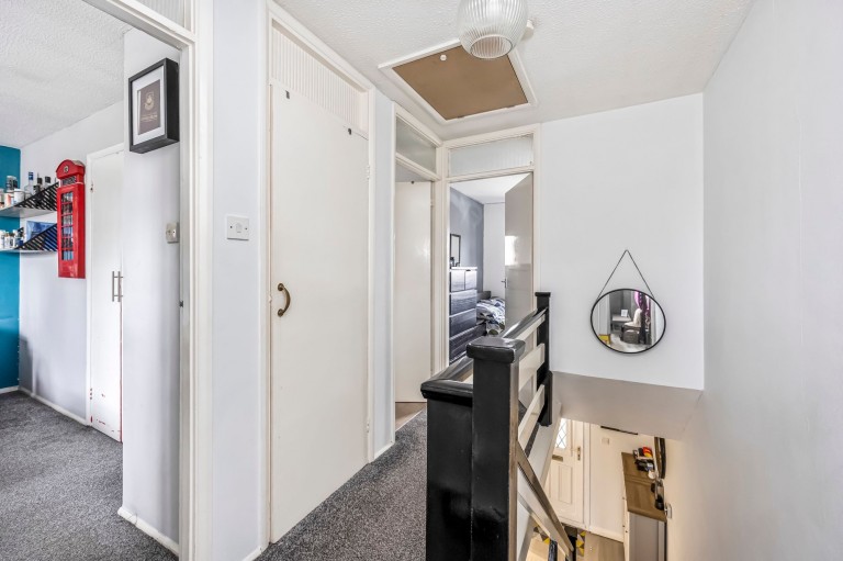 Images for Lower Barn Close, Horsham, RH12