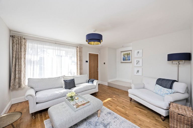 Images for Lapwing Close, Horsham, RH13