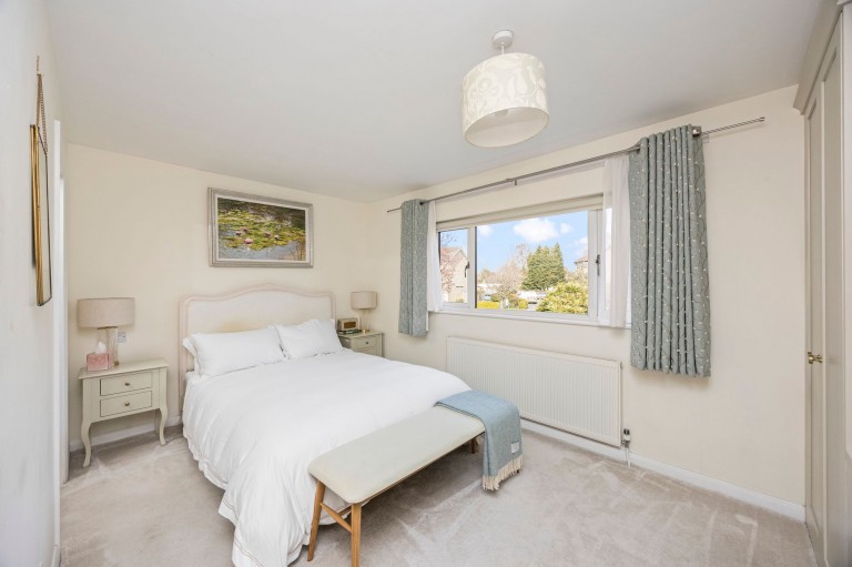 Images for Lapwing Close, Horsham, RH13