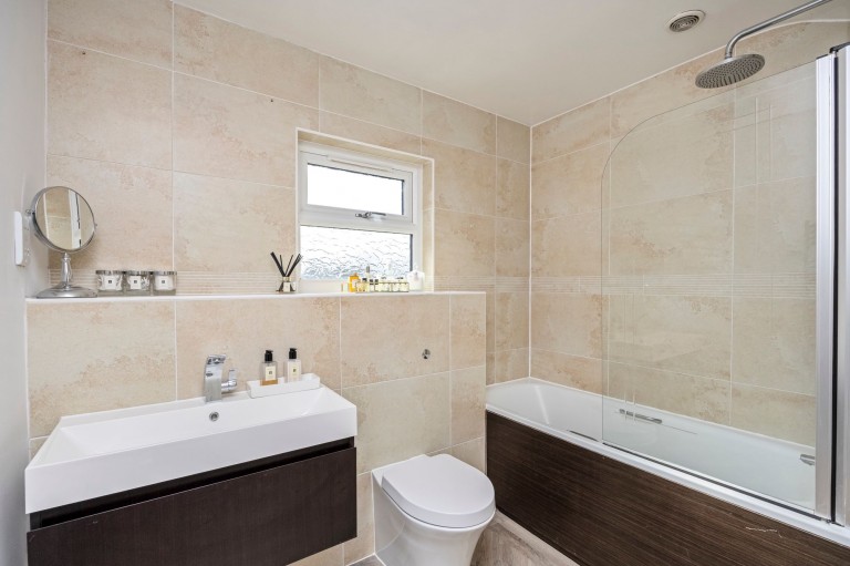 Images for Lapwing Close, Horsham, RH13