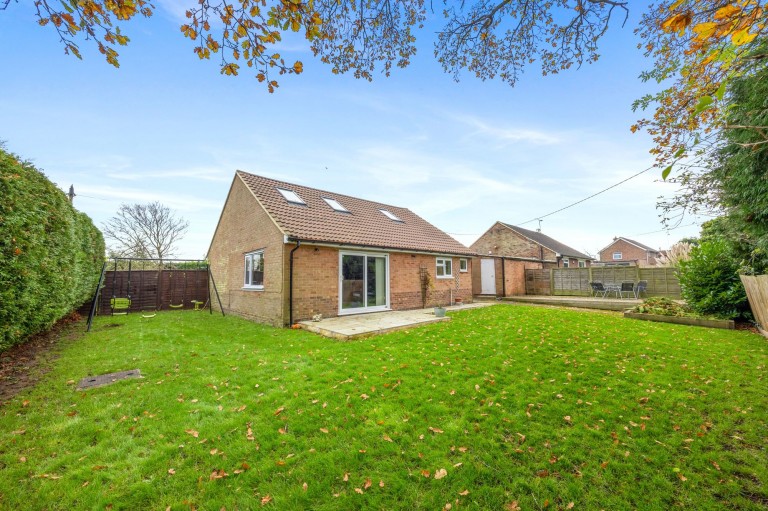 View Full Details for Dorking Road, Kingsfold, RH12