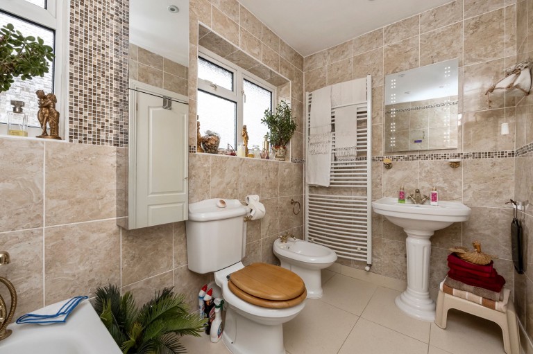 Images for Merryfield Drive, Horsham, RH12