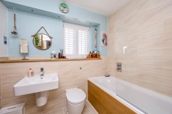 Images for The Hollies, Horsham, RH12