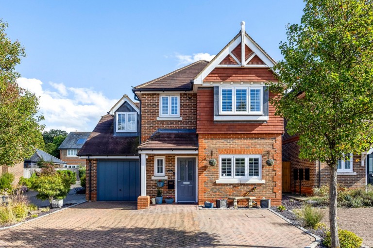 Images for The Hollies, Horsham, RH12