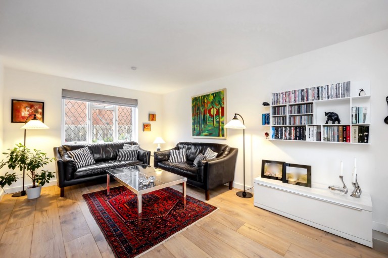 Images for Foxleigh Chase, Horsham, RH12