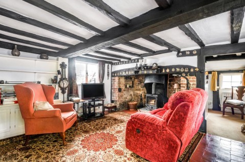 Click the photo for more details of Chapel Road, Barns Green, RH13