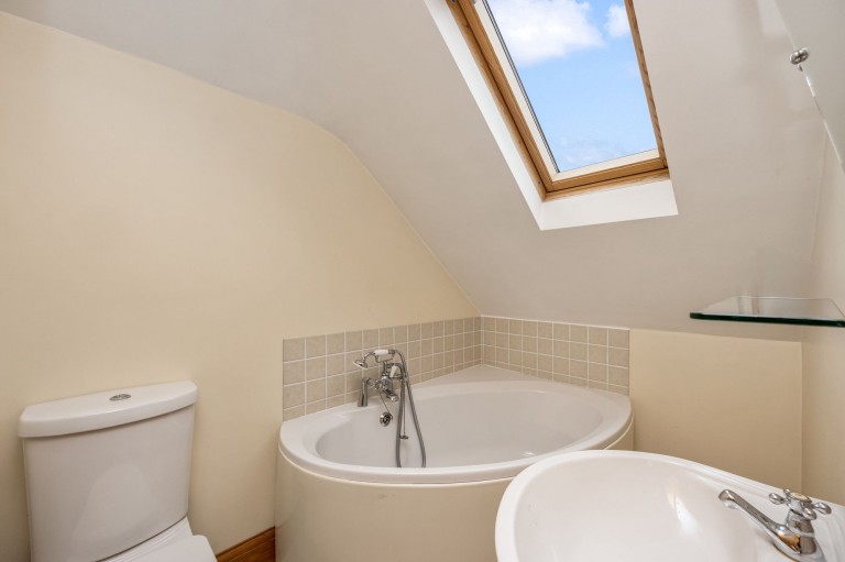 Images for Rixons Close, Horsted Keynes, RH17