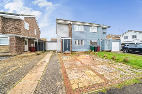 Click the photo for more details of Littlefield Close, Selsey, PO20