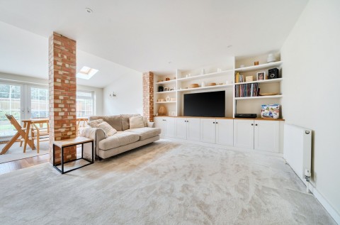 Click the photo for more details of Granary Lane, Selsey, PO20