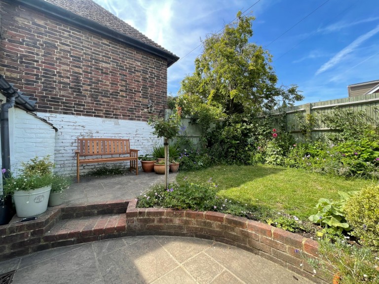 Images for Main Road, Fishbourne, PO18