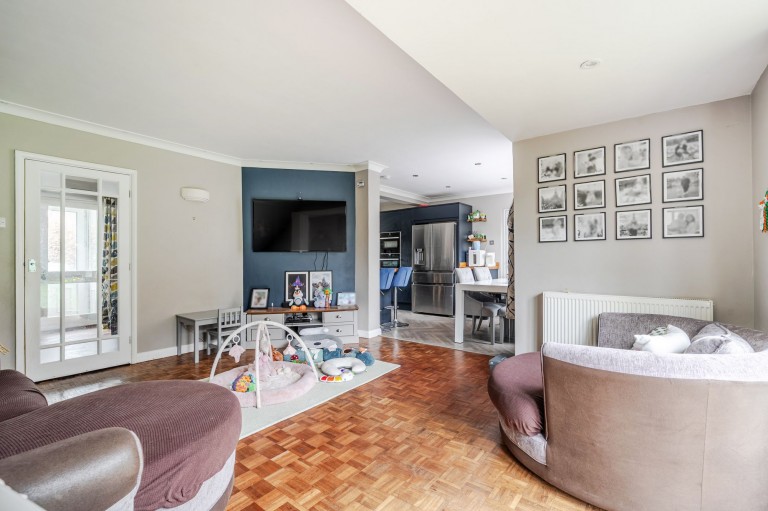 Images for Alfold Bars, Loxwood, RH14