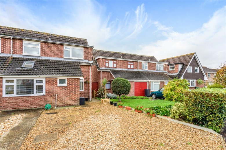 Click the photo for more details of Brook Gardens, Emsworth, PO10
