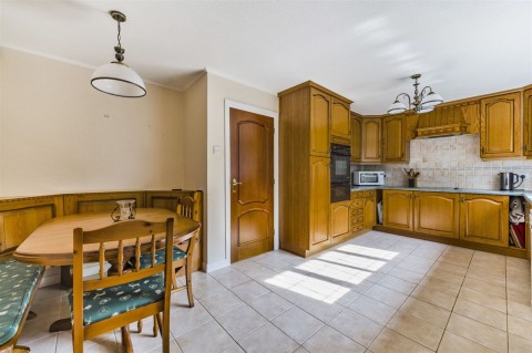 Click the photo for more details of St. Catherines Road, Hayling Island, PO11