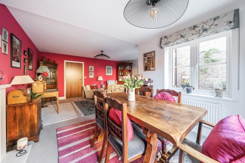 Click the photo for more details of Oaktree Drive, Emsworth, PO10