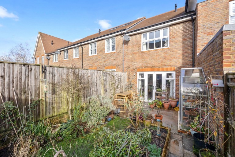 Images for Highwood Crescent, Horsham, RH12