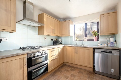 Click the photo for more details of Comptons Lane, Horsham, RH13