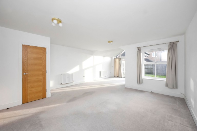 Images for Highwood Crescent, Horsham, RH12