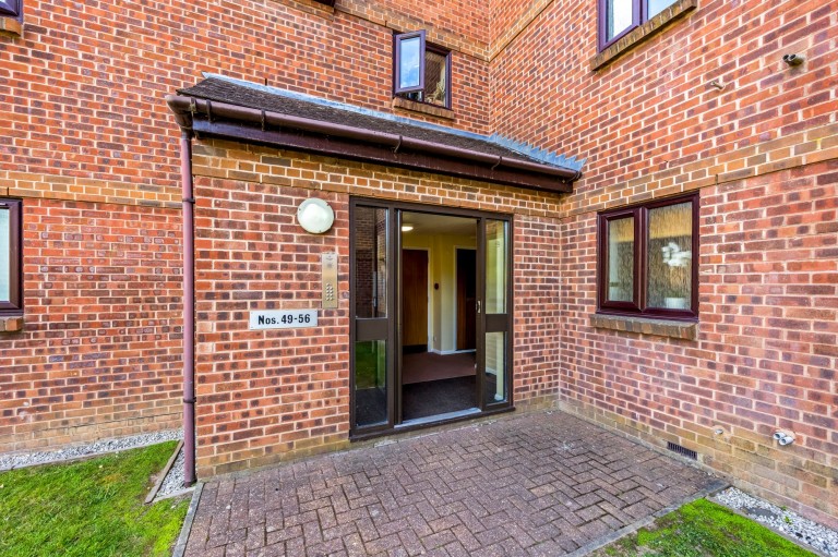 Images for Abbotsbury Court, Horsham, RH13