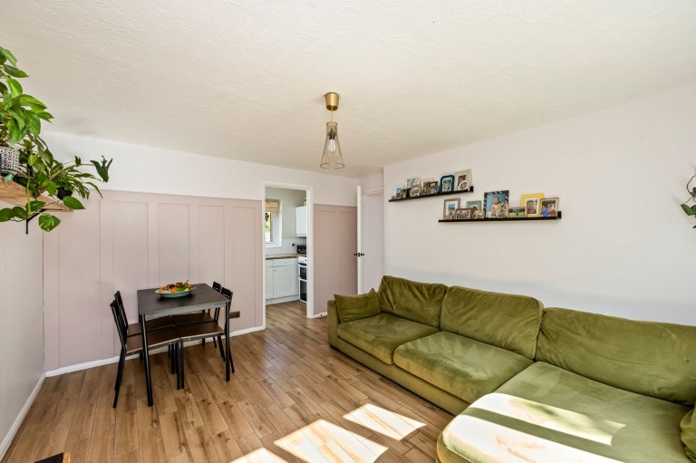 Images for Abbotsbury Court, Horsham, RH13