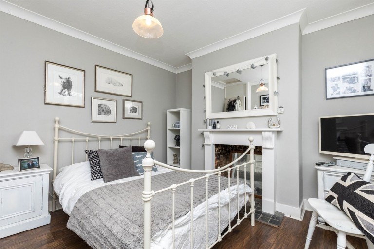 Images for Swindon Road, Horsham, RH12