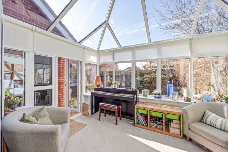 Images for Pelling Way, Broadbridge Heath, RH12