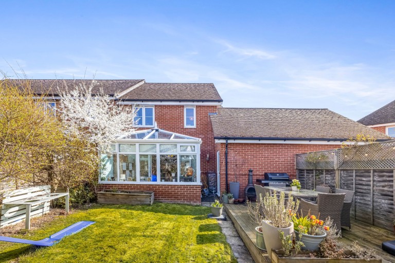 Images for Pelling Way, Broadbridge Heath, RH12