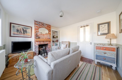 Click the photo for more details of Main Road, Emsworth, PO10