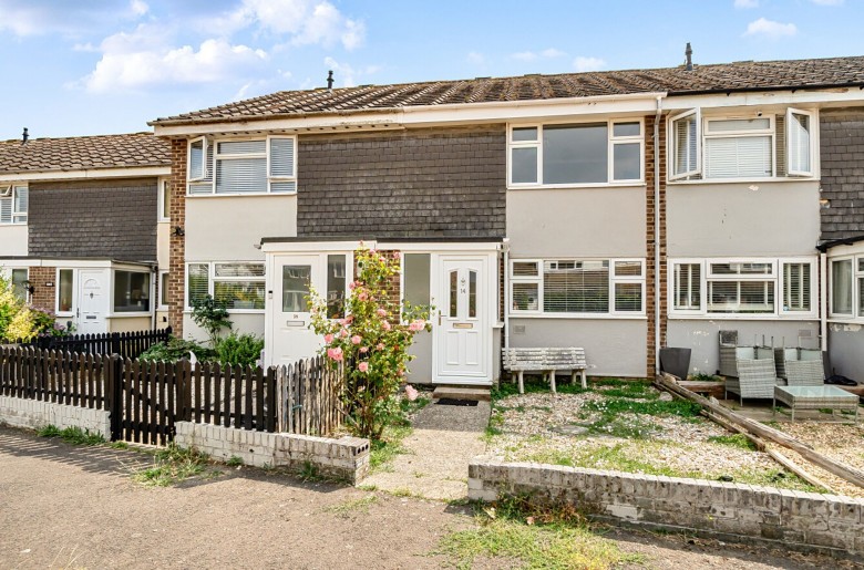 Click the photo for more details of Pryors Green, Rose Green, PO21