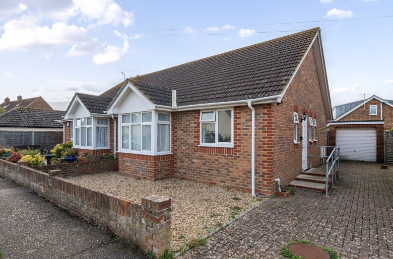 Click the photo for more details of Kimbridge Road, East Wittering, PO20