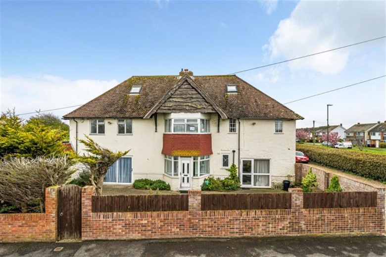 Click the photo for more details of Stocks Lane, East Wittering, PO20
